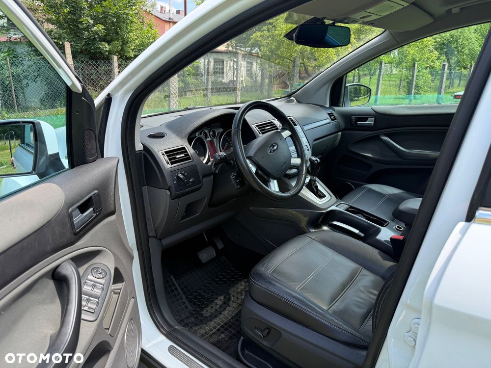 Ford Kuga 2.0 TDCi 4x4 Titanium - 8