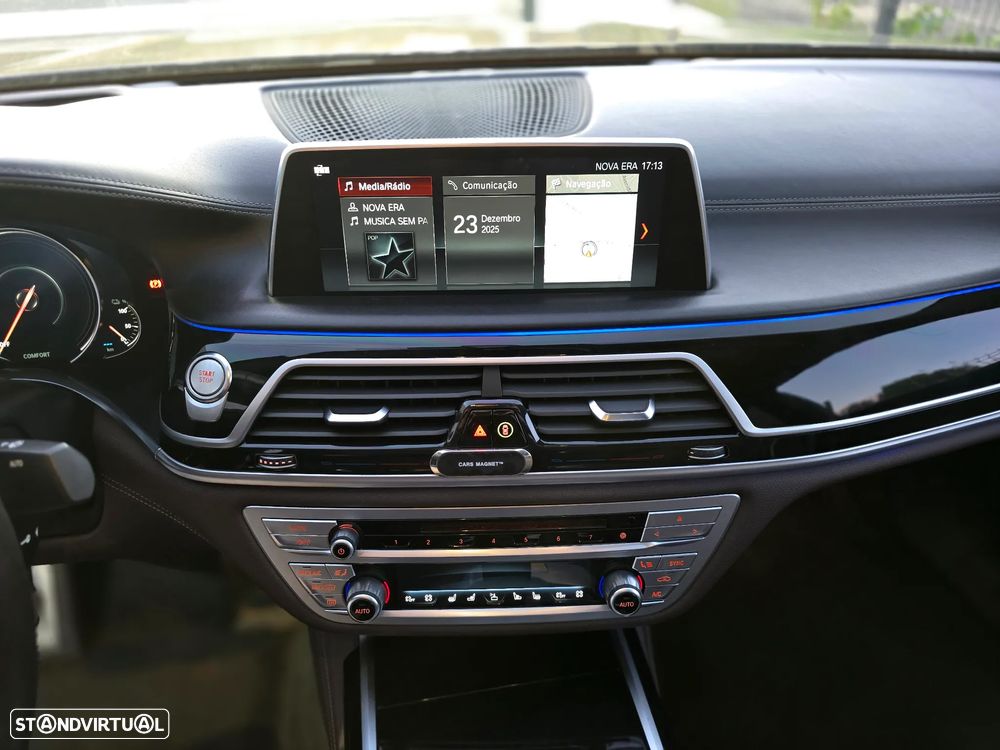 BMW 740 Le xDrive iPerformance Pack M - 29