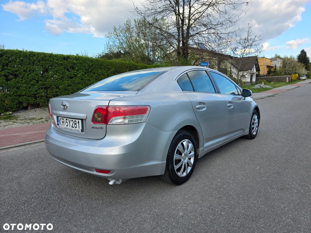 Toyota Avensis 1.8 Multidrive S Comfort - 3