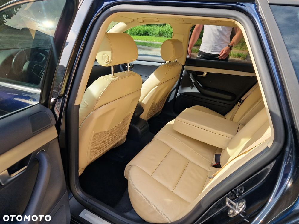 Audi A4 Avant 1.8 T - 8