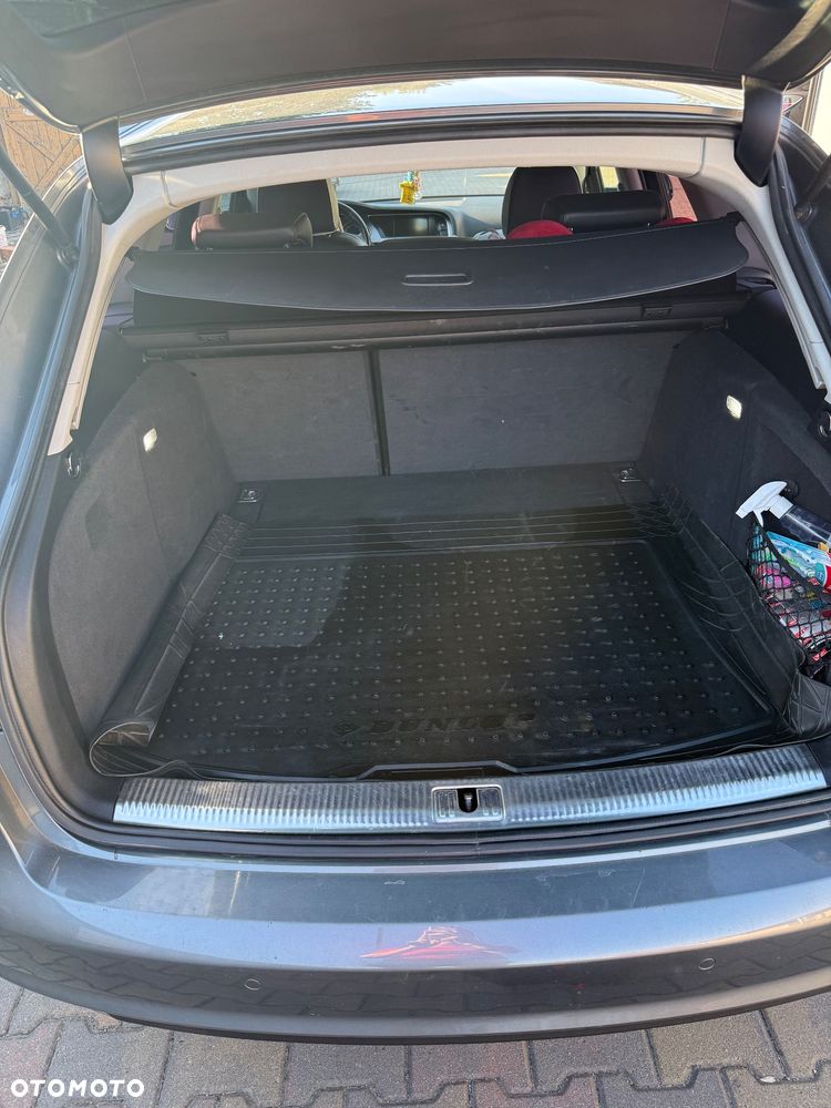 Audi A4 Avant - 8