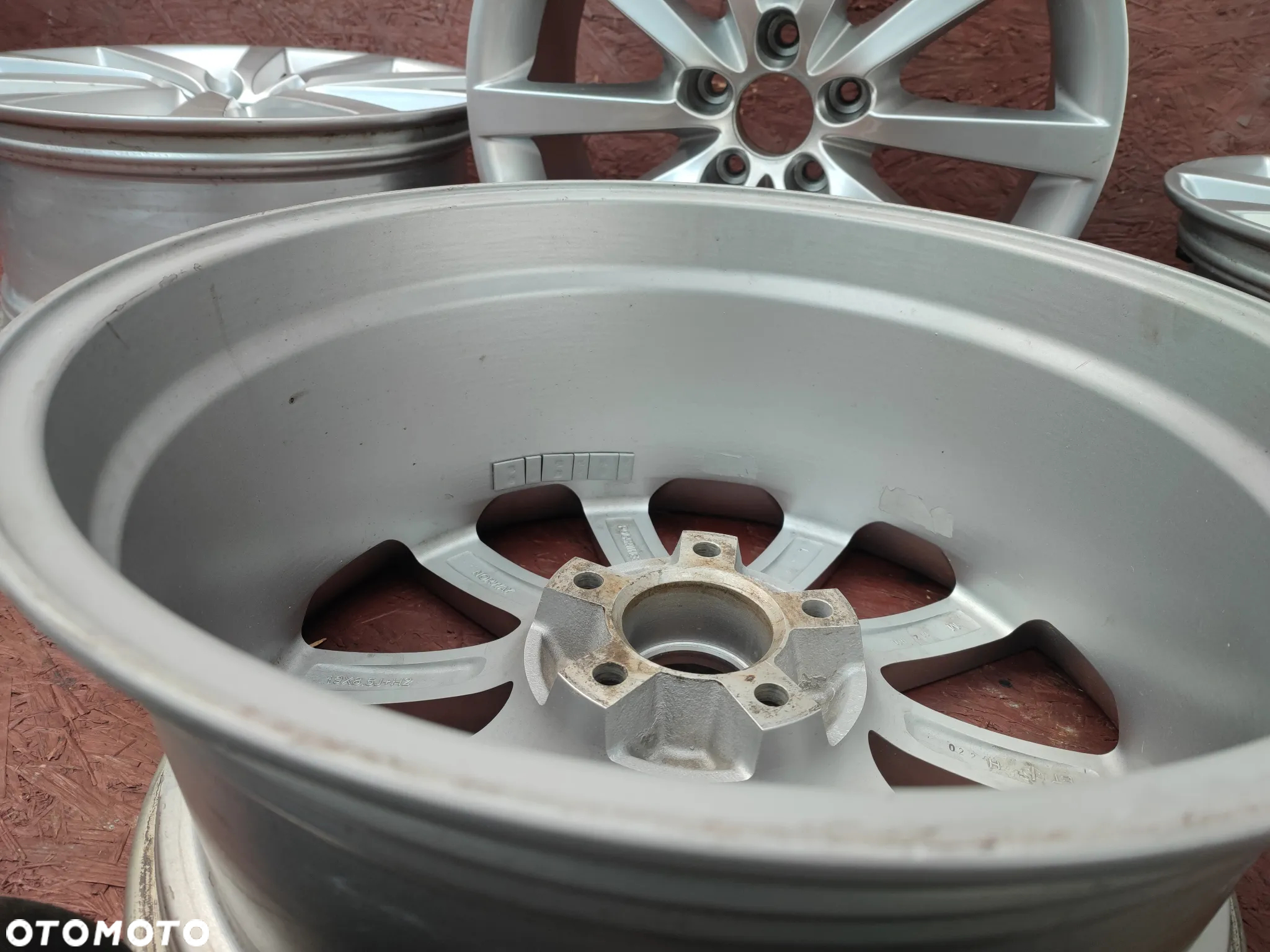 ORYGINALNE ALUFELGI POLARWHEELS 19 CALI DO BMW 5X120 ET 30 4X8.5J W BARDZO DOBRYM STANIE - 23