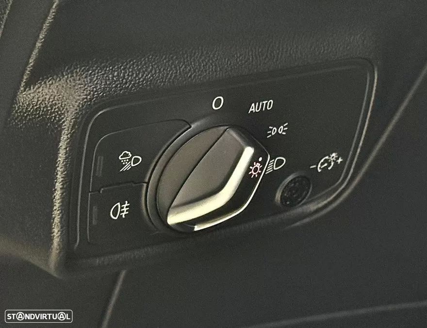 Audi TT Coupé 2.0 TDI - 34