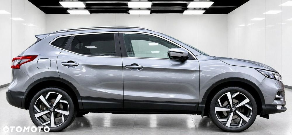 Nissan Qashqai 1.2 DIG-T Xtronic TEKNA+ - 28