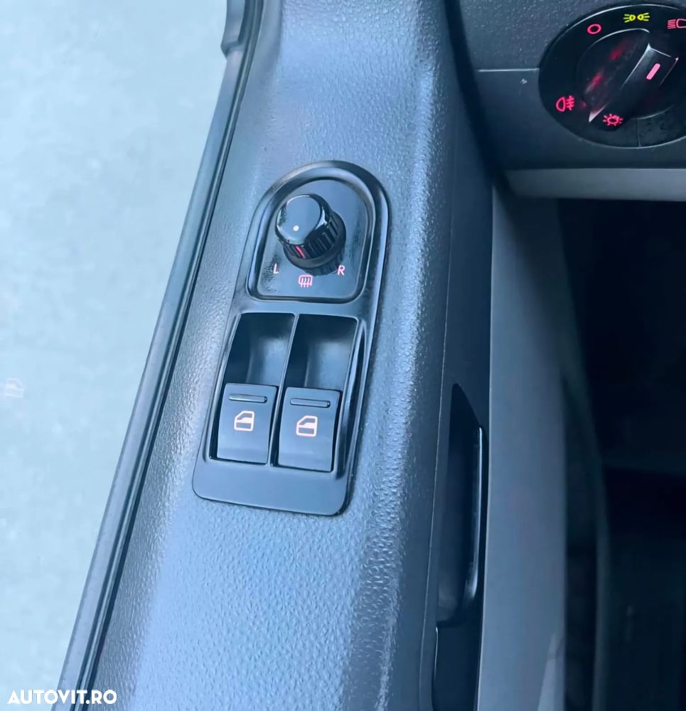 Volkswagen Transporter - 18