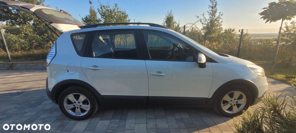 Renault Scenic - 2