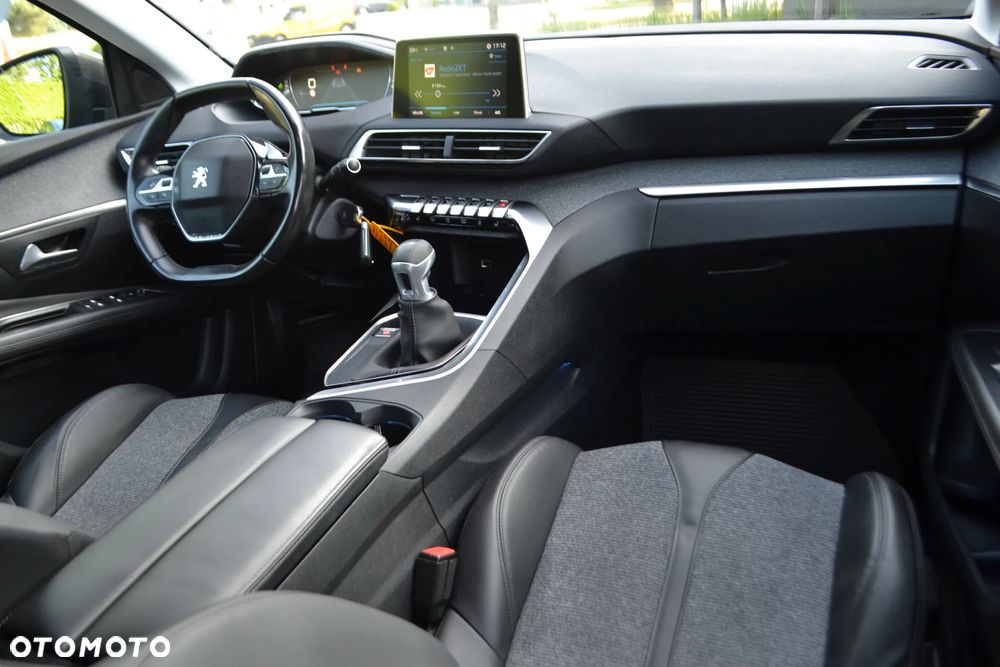 Peugeot 3008 - 19