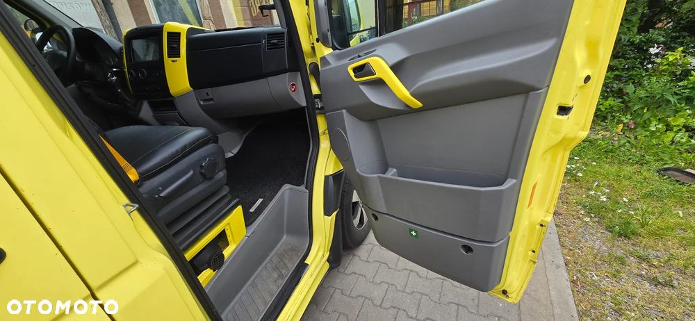 Mercedes-Benz Sprinter - 10