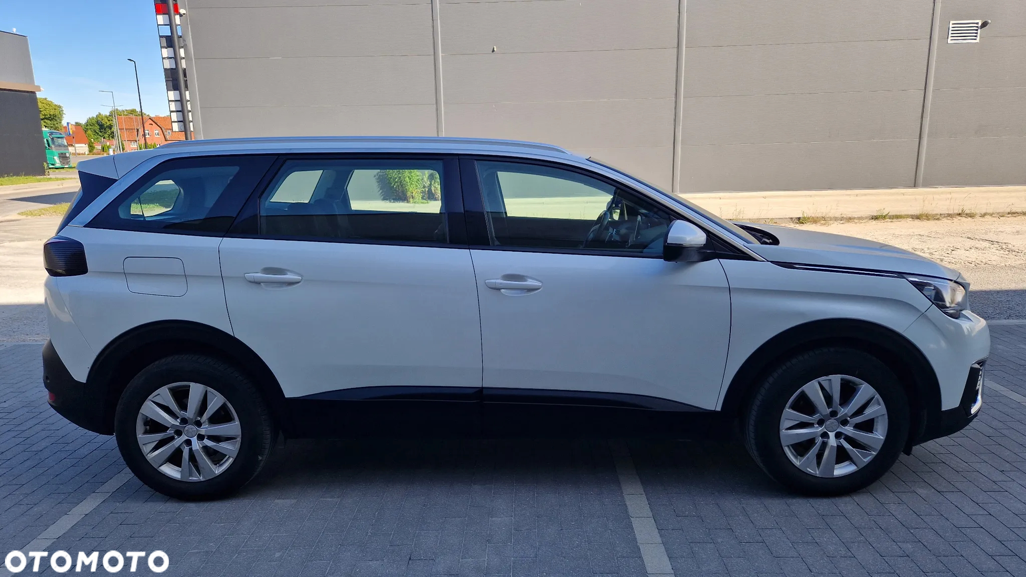 Peugeot 5008 1.6 THP Allure S&S EAT6 - 4