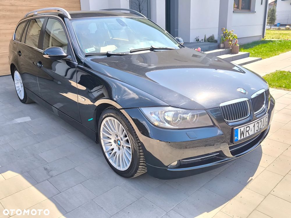 BMW Seria 3 330i - 2