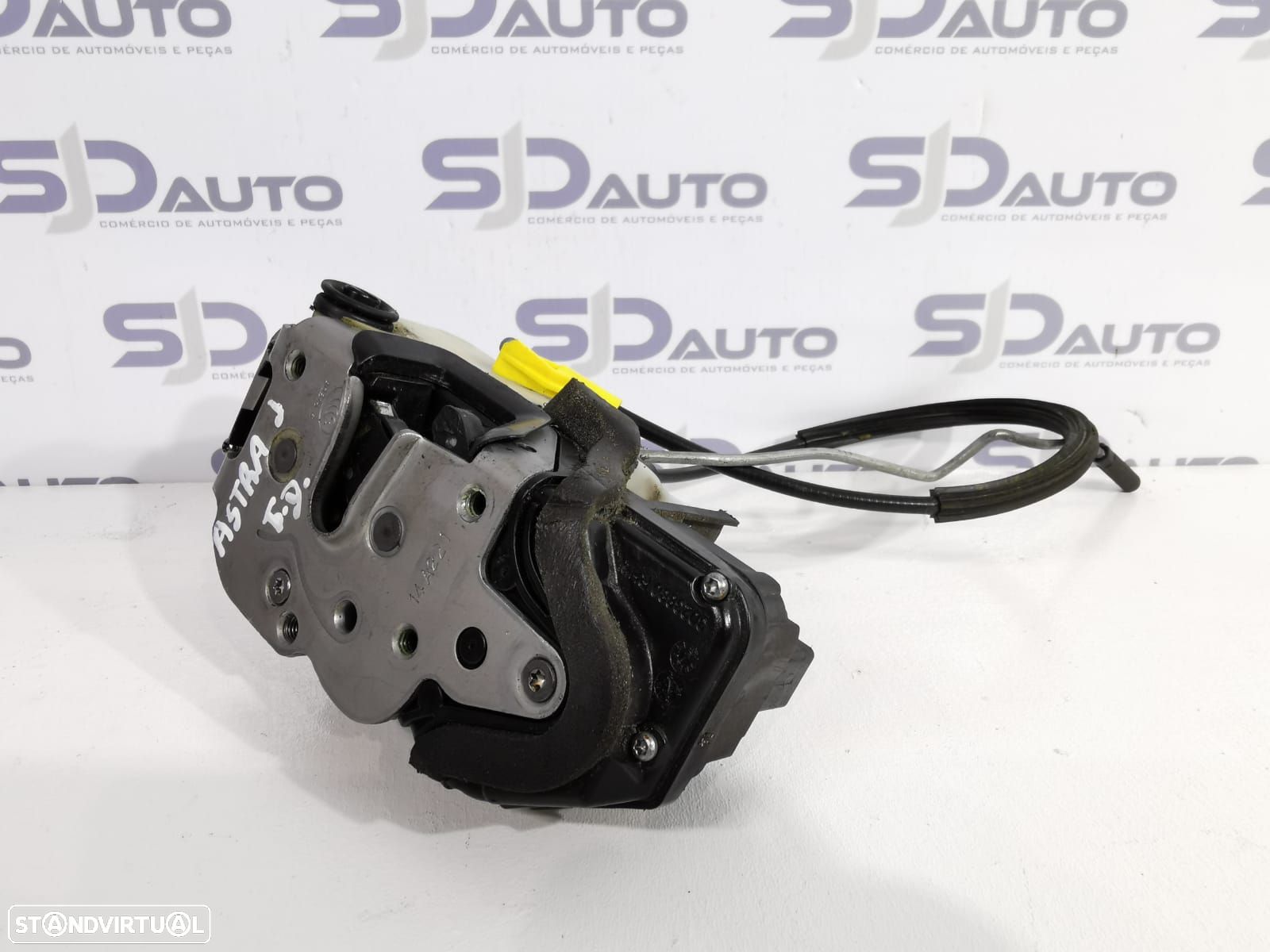 Fecho Porta Trás Direita - Opel Astra J - 1
