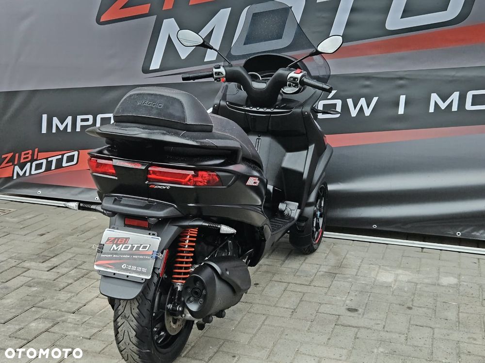 Piaggio MP-3 - 13