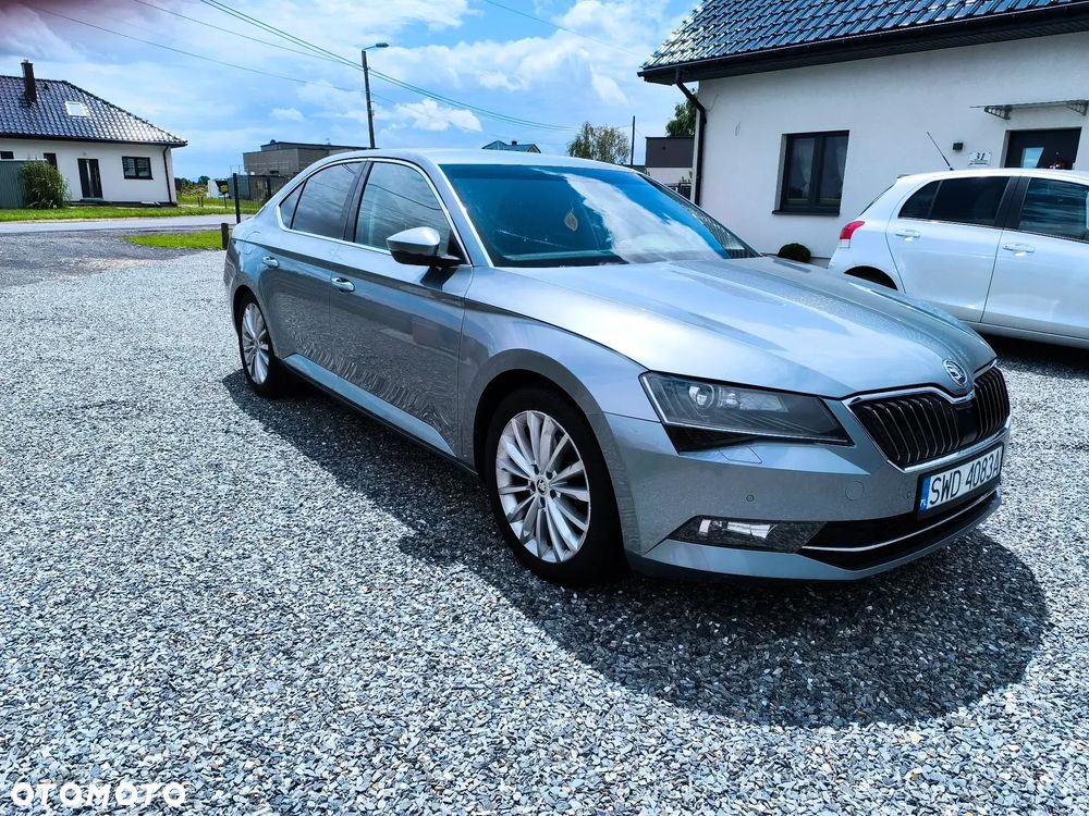 Skoda Superb 1.4 TSI ACT Ambition - 1