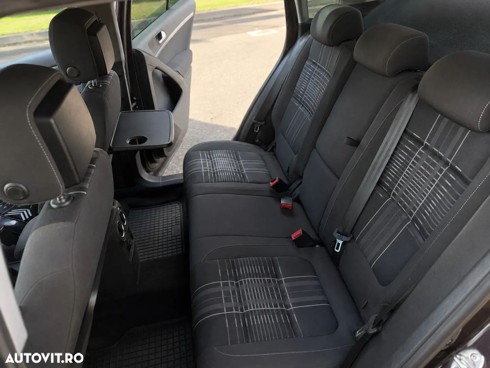 Volkswagen Tiguan - 13