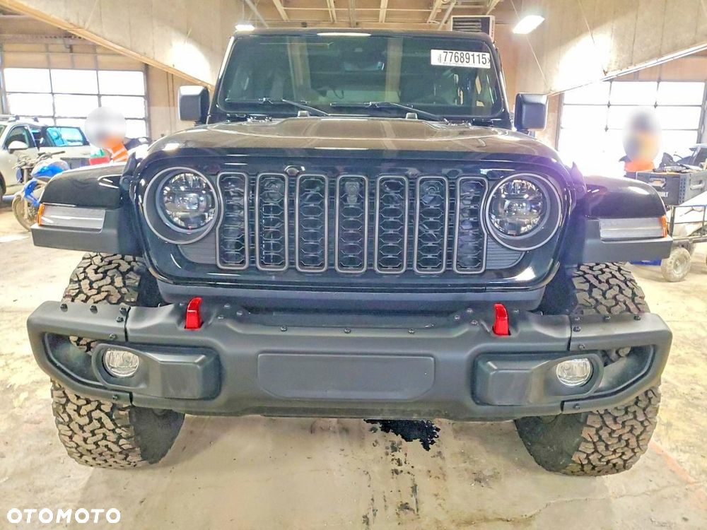 Jeep Wrangler - 5
