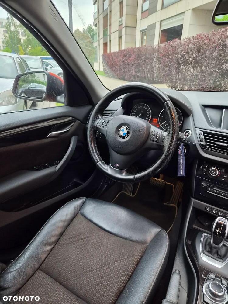 BMW X1 xDrive20d xLine - 17