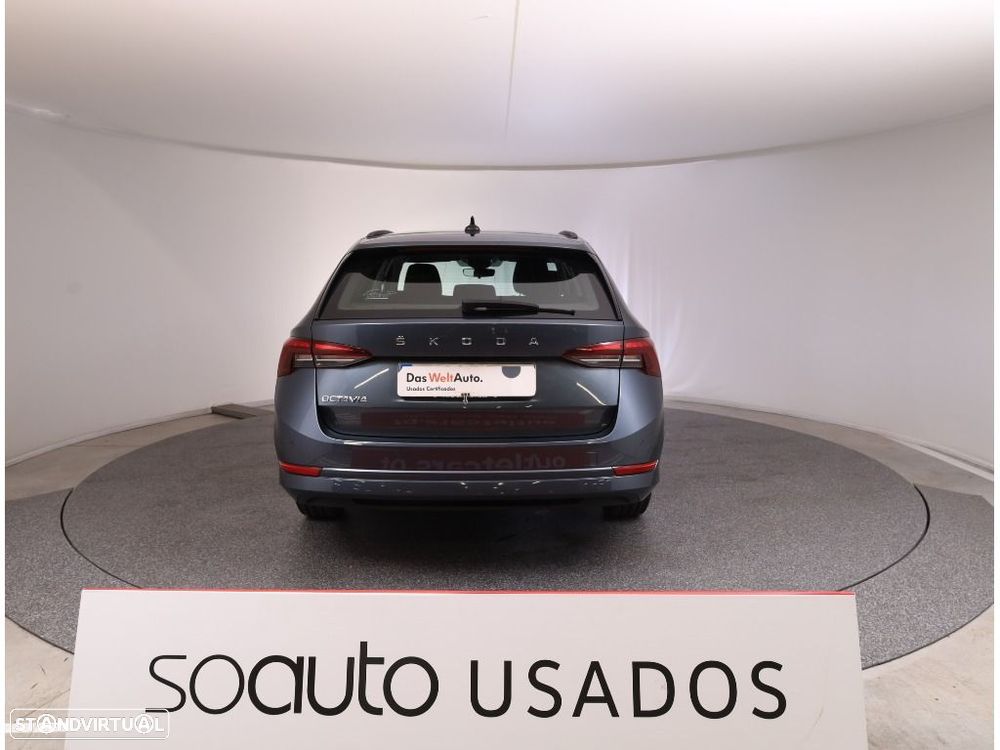 Skoda Octavia Break 2.0 TDI Ambition DSG - 11