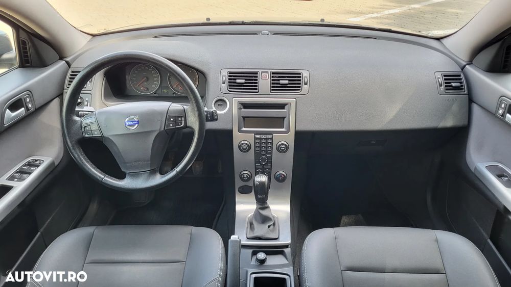 Volvo V50 - 8