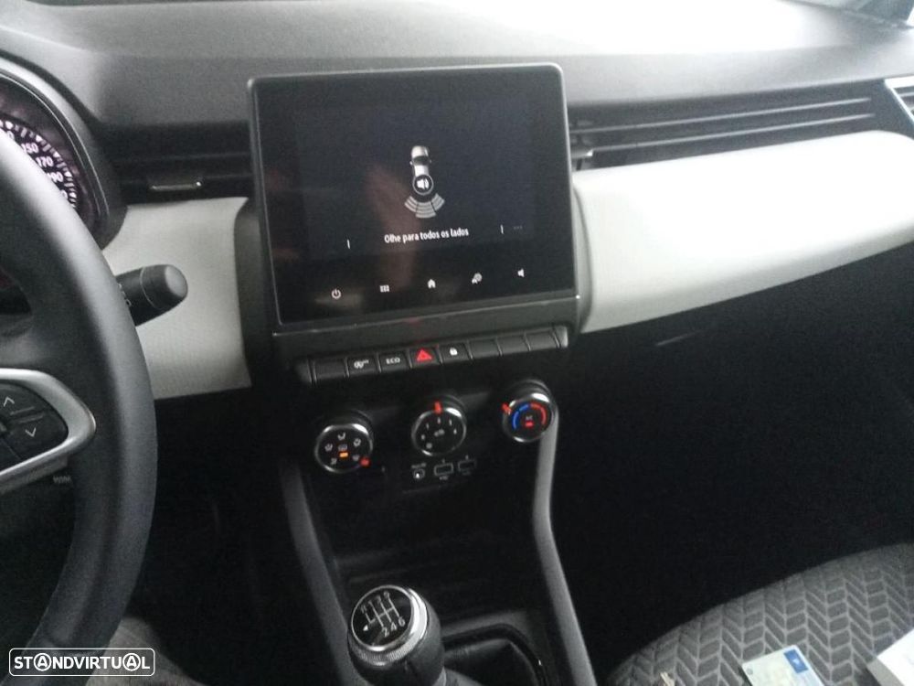 Renault Clio 1.0 TCe Evolution Bi-Fuel - 4