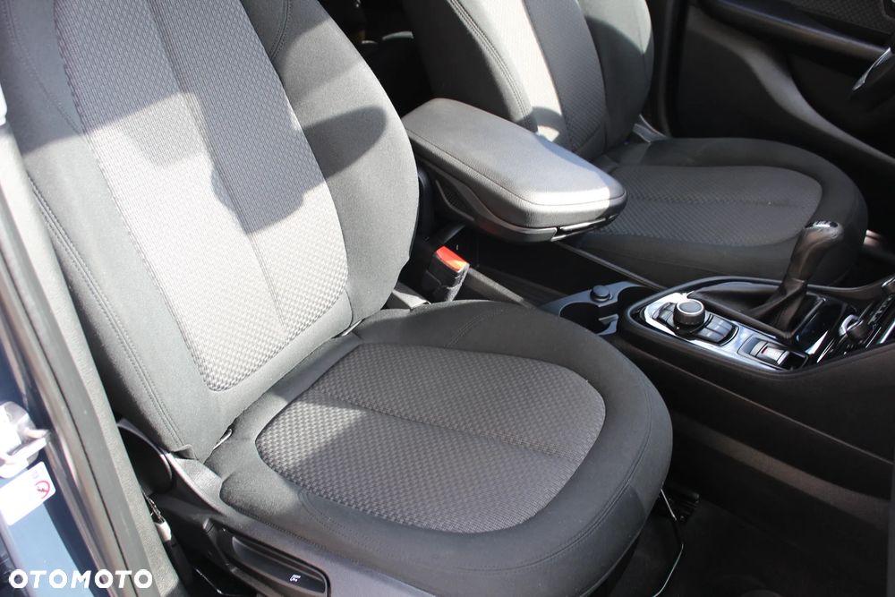 BMW Seria 2 - 22