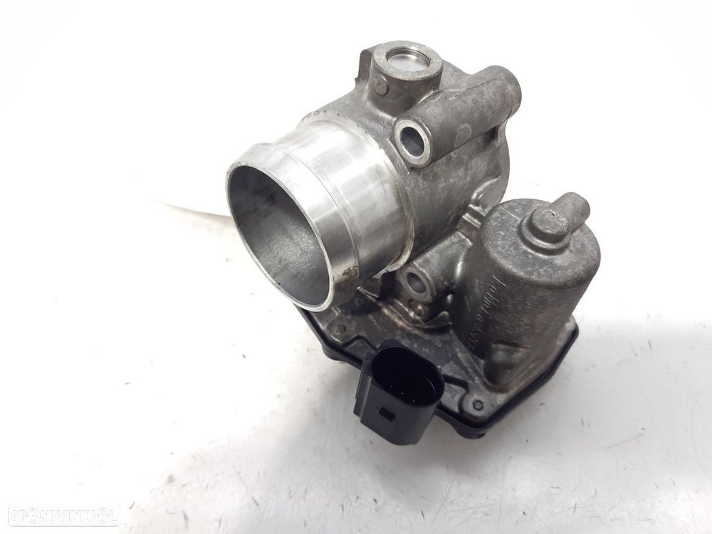 CORPO DE BORBOLETAS FORD FOCUS - 1