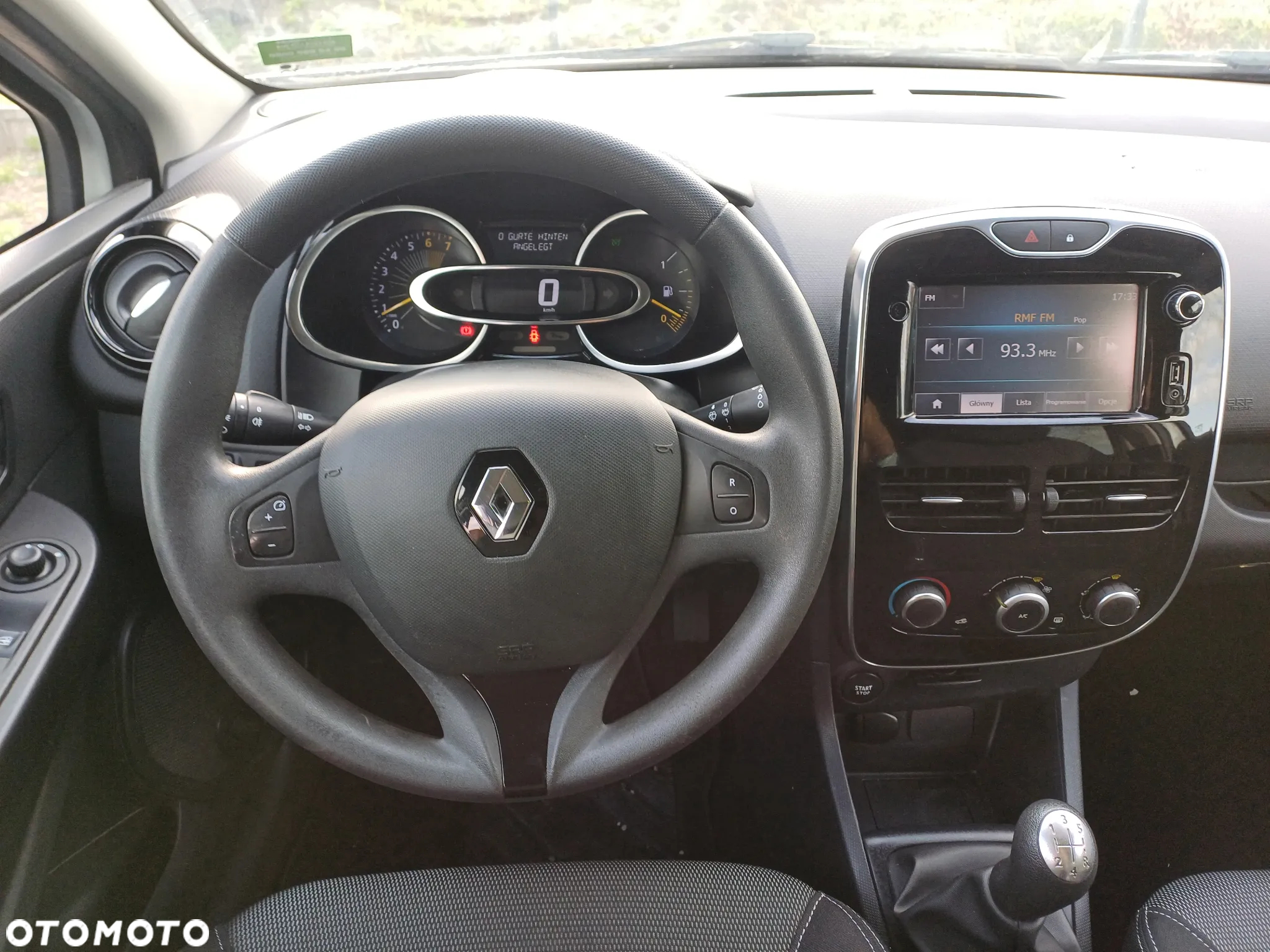 Renault Clio 1.2 16V Life - 11