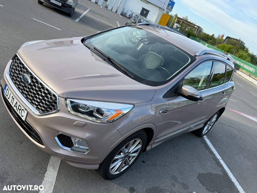 Ford Kuga 2.0 TDCi 4x4 Aut. Vignale - 3