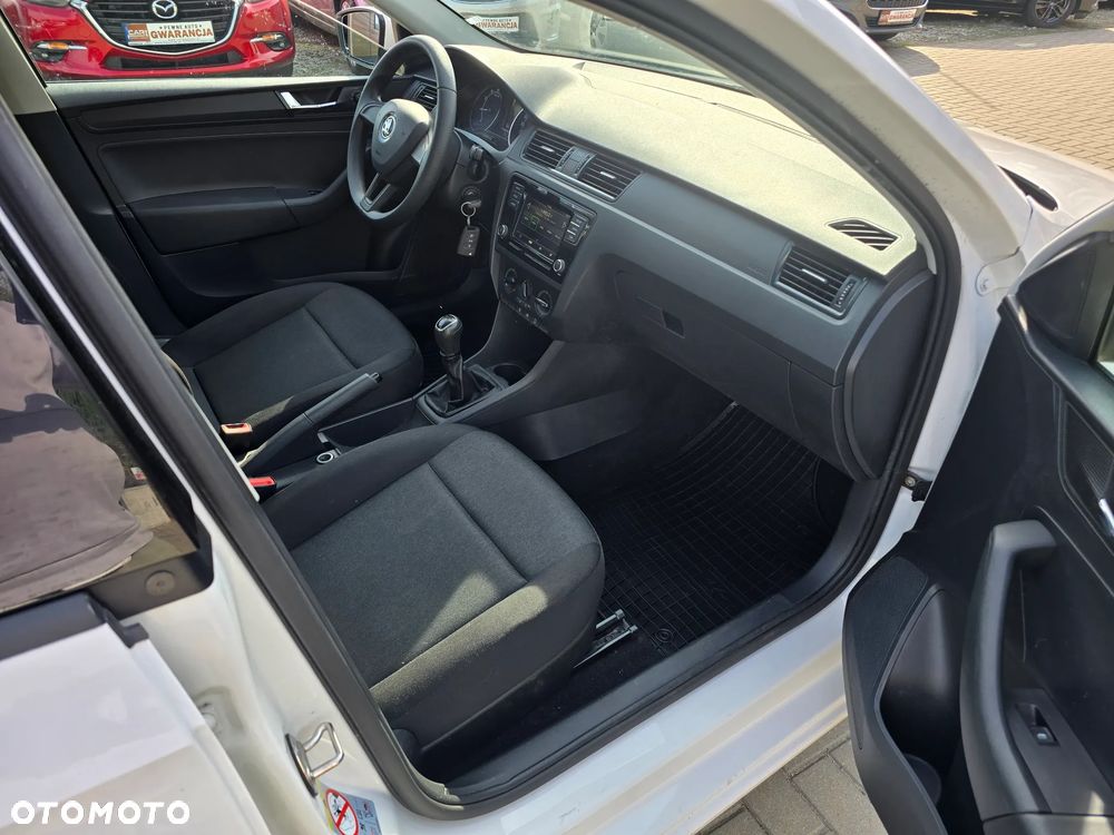 Skoda RAPID - 11