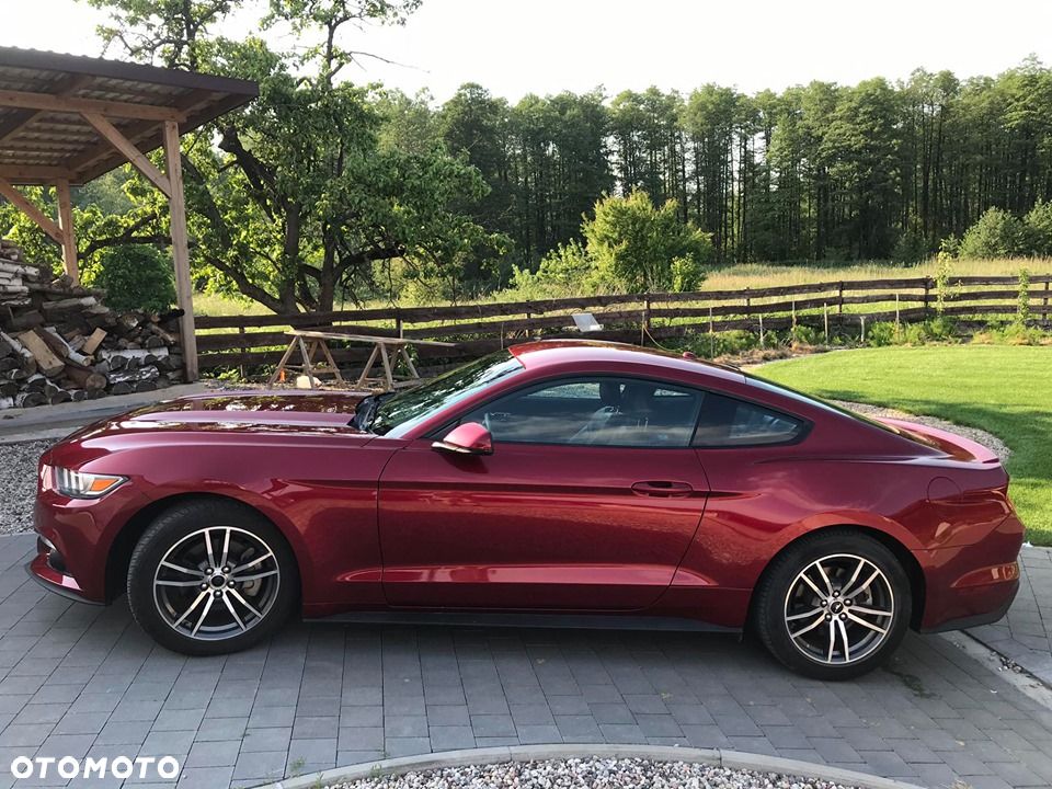 Ford Mustang 2.3 Eco Boost - 2