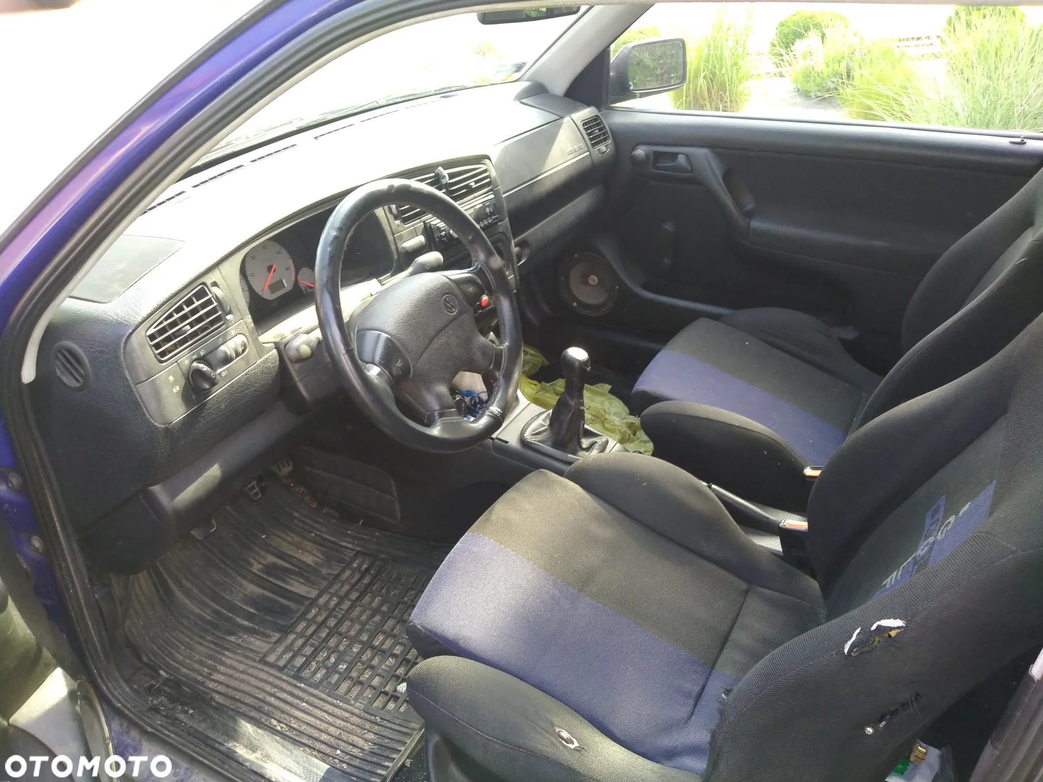 Volkswagen Golf 1.9 GL TDI - 16