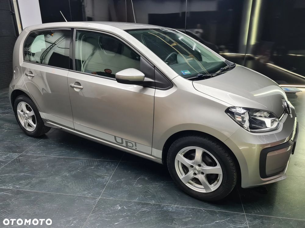 Volkswagen up! 1.0 move - 34