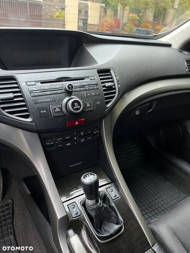 Honda Accord 2.0 Executive - 6