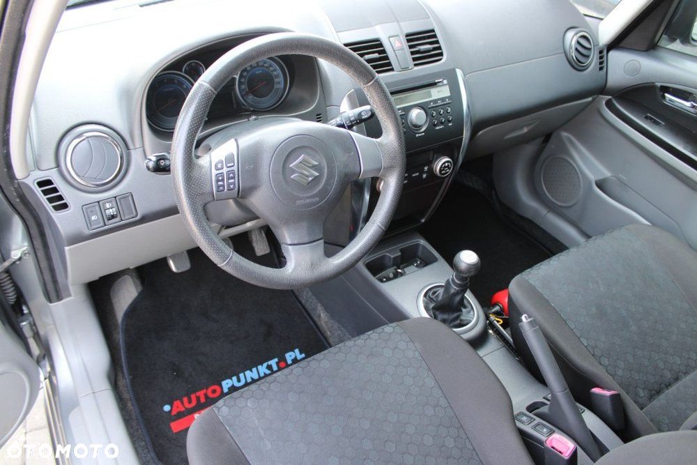 Suzuki SX4 - 15