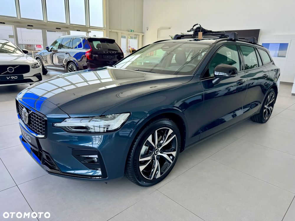 Volvo V60 B4 B Plus Dark - 1