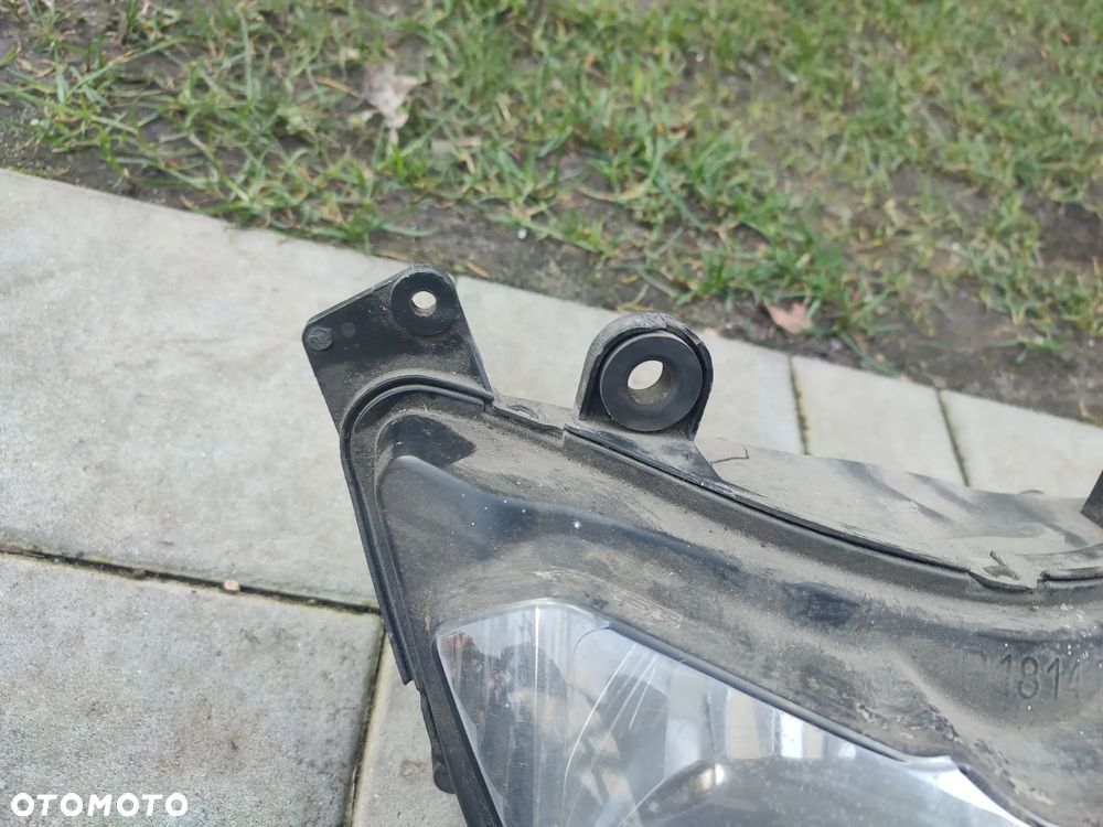 Lampa przód, reflektor Kawasaki ZR7 - 2