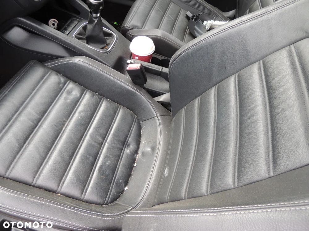 Fotele, kanapy Volkswagen Scirocco '09 1K8 - 3