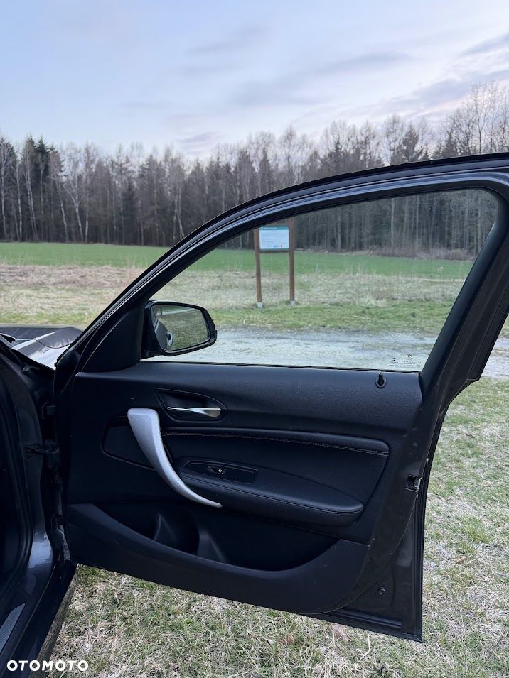 BMW Seria 1 118d M Sport Shadow - 32