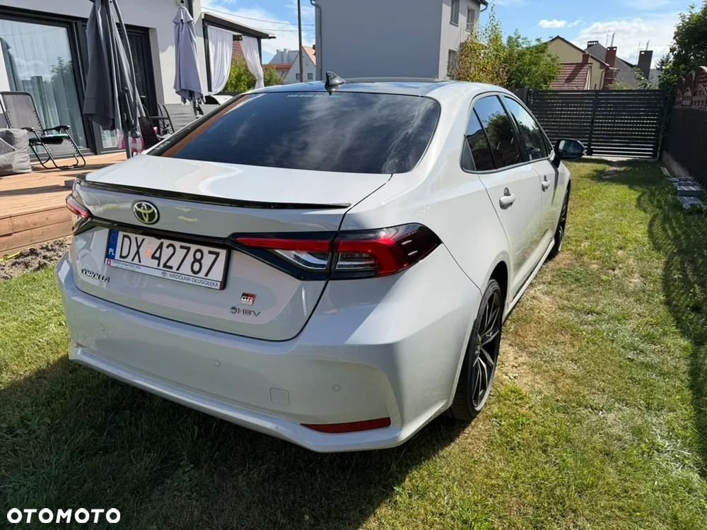 Toyota Corolla - 4