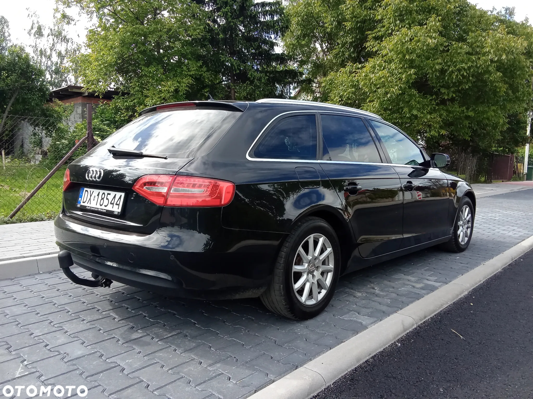 Audi A4 Avant 2.0 TDI DPF S line Sportpaket - 4