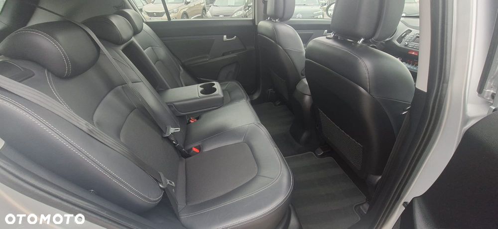 Kia Sportage 2.0 CVVT 2WD Attract - 24