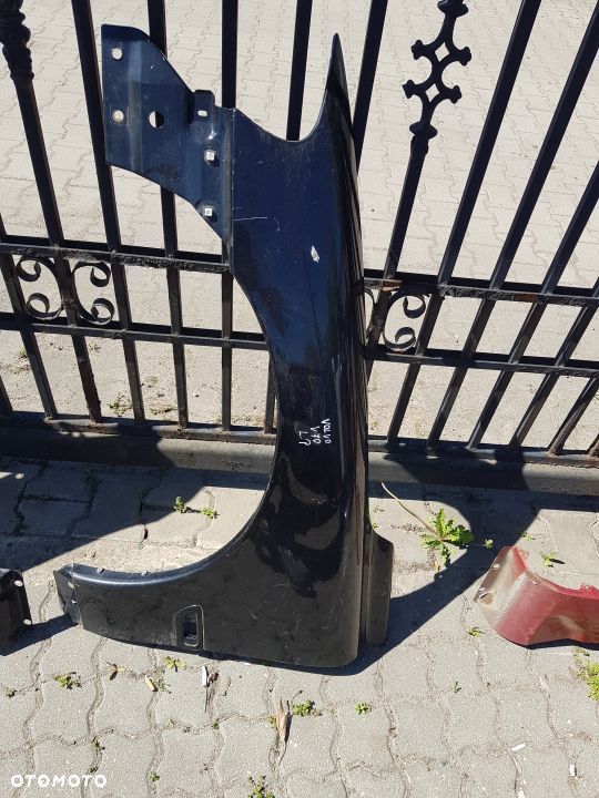 błotnik lewy przód volvo v 70