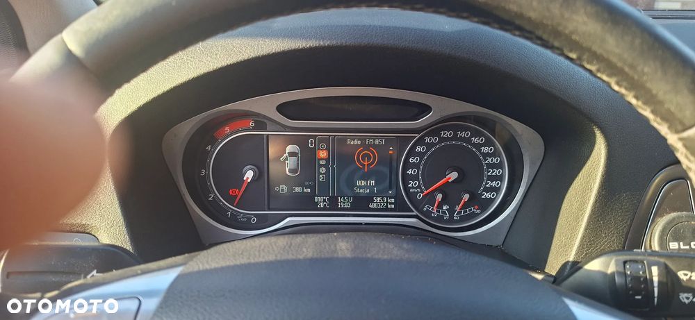 Ford Mondeo - 9