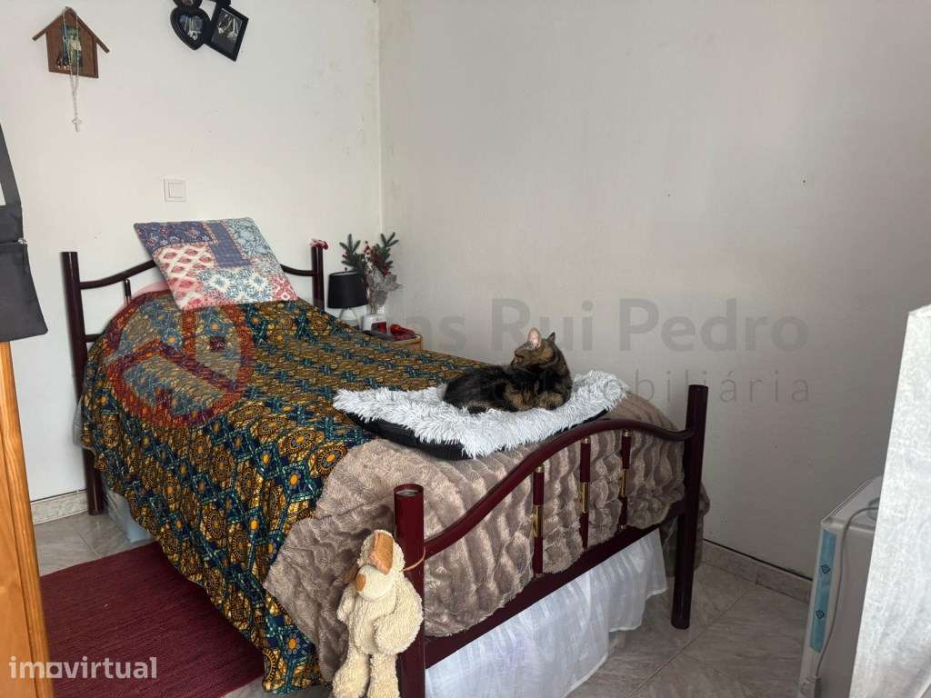 Apartamento T4 no Centro Laranjeiro - Grande imagem: 2/8