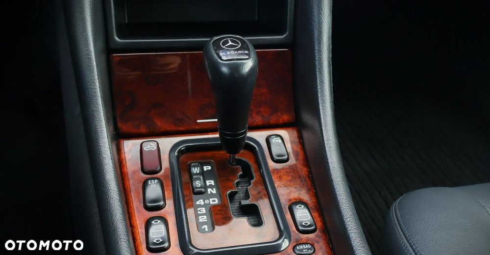 Mercedes-Benz CLK - 34