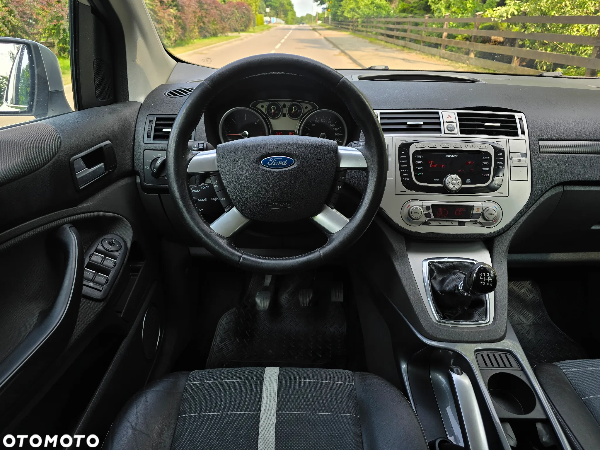 Ford Kuga 2.0 TDCi Titanium - 5