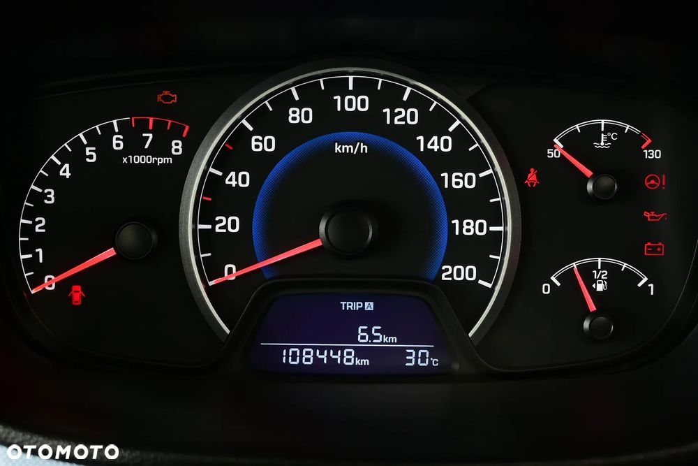 Hyundai i10 1.2 Trend - 27