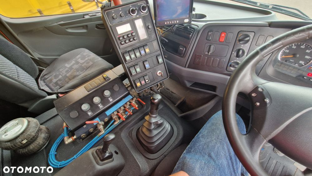 Mercedes-Benz Atego Zamiatarka z Niemiec  TOP TOP - 10