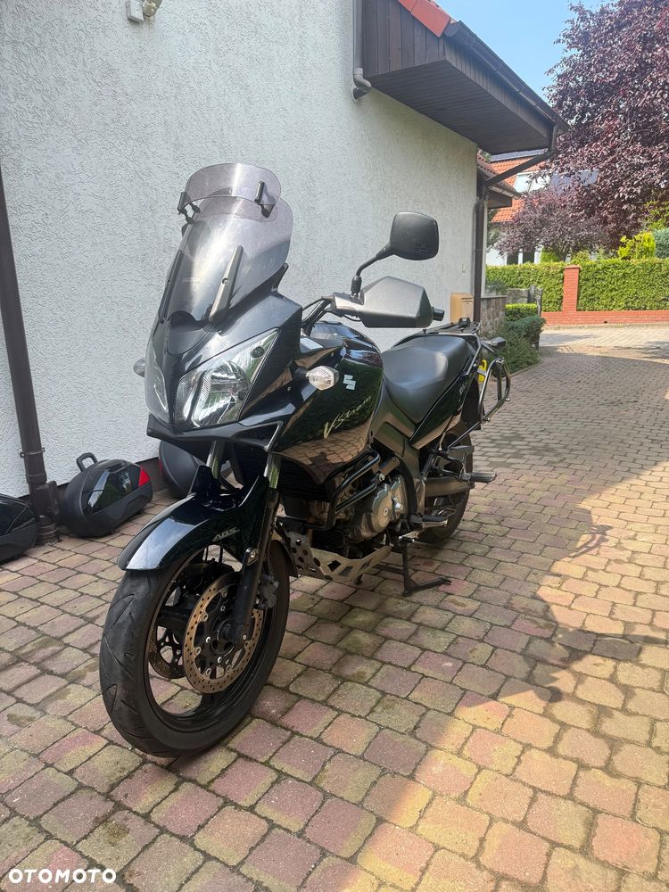 Suzuki V-STROM - 4