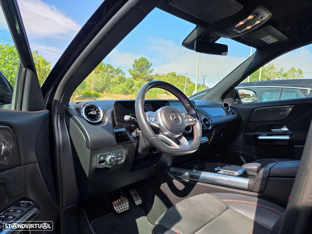 Mercedes-Benz GLA 250 - 11