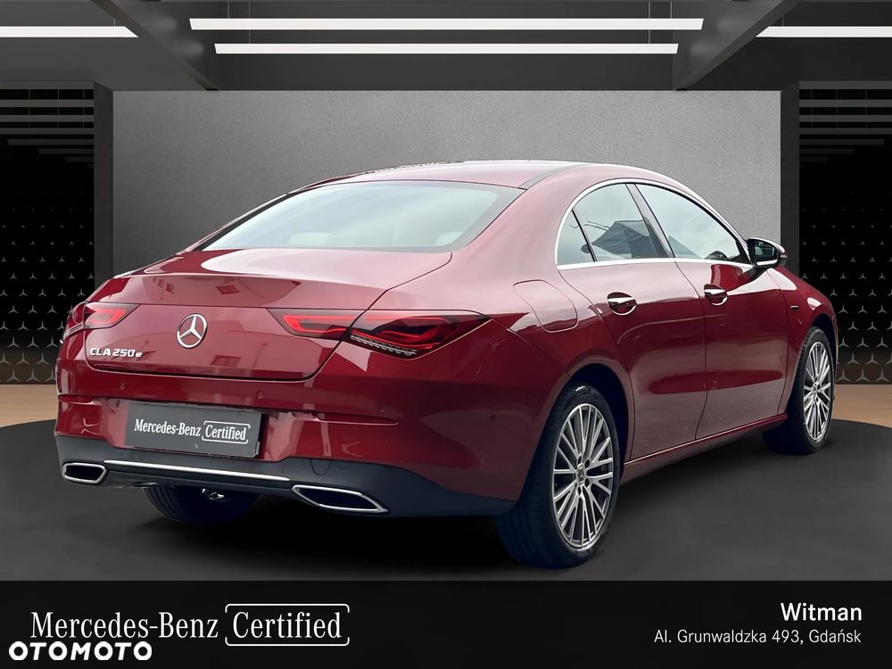 Mercedes-Benz CLA 250 e 8G-DCT Progressive - 3